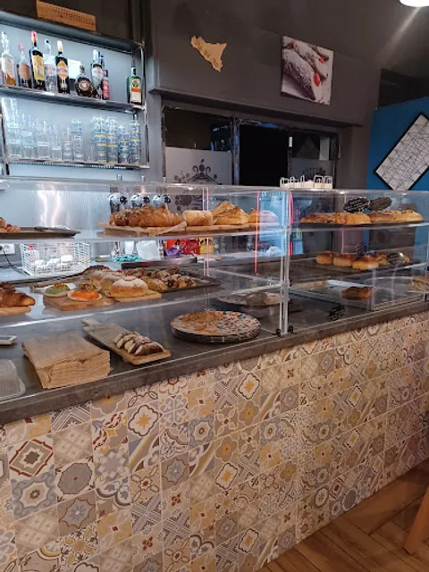 MA..PÉ..RÓ - Bar E Rosticceria Con Specialità, Delizie E Sapori Siciliani