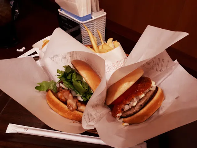 MOS BURGER Kintetsu Toji Station Shop