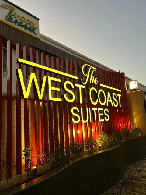 HOTEL THE WEST COAST