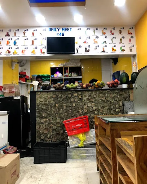 Green lemon cafeteria