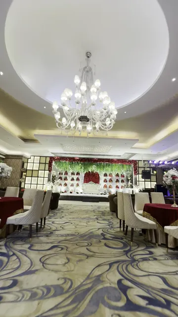 Hotel Diamond Palace