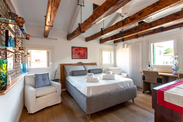 Biennale Gallery Loft & Biennale Gallery Suite