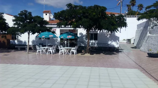 Bar asoc. De vecinos Agüiro