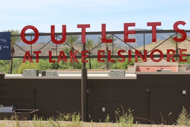 Outlets at Lake Elsinore