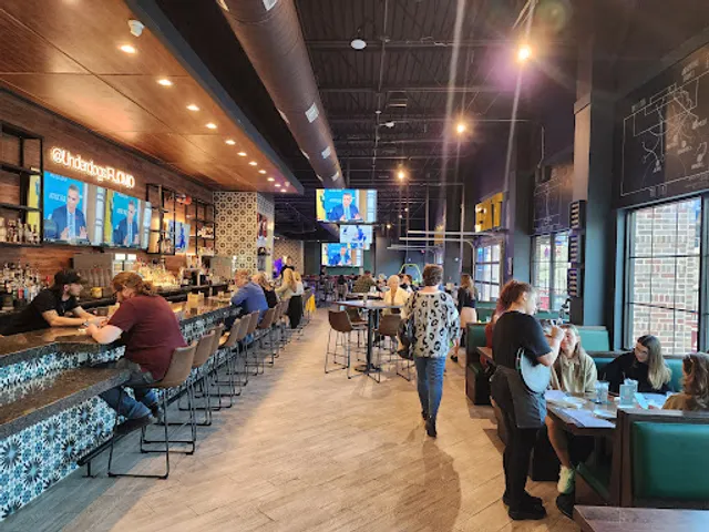 Underdogs Burgers & Brews