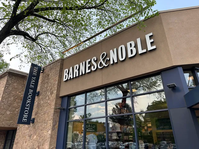 Barnes & Noble
