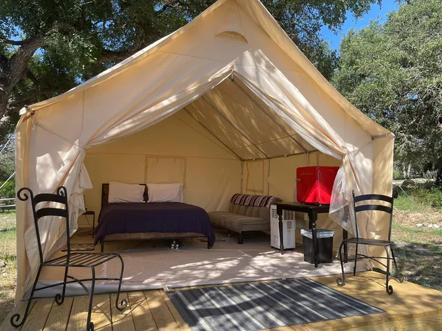 Rebecca Creek Campgroundsand RV Park