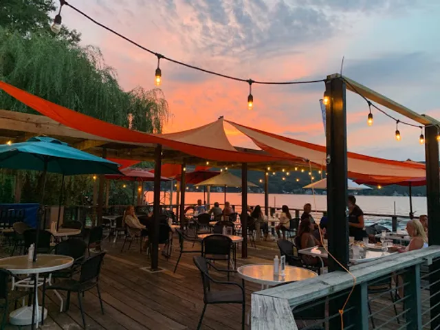 Cove Castle Restaurant