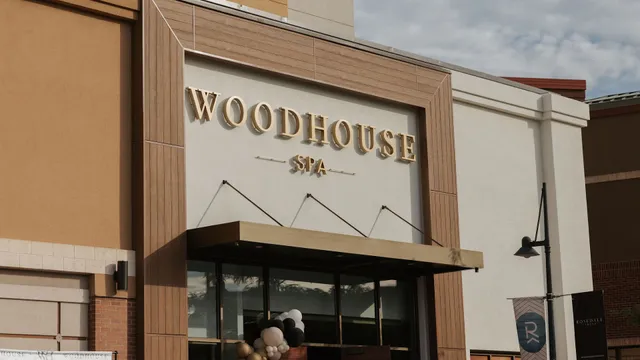 Woodhouse Spa - Rosedale Center