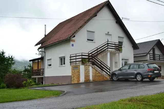 Apartments and Rooms Krizmanic