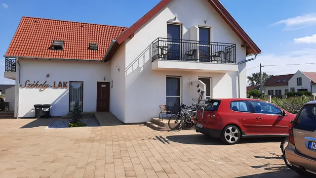 Hegykő Székely-Lak