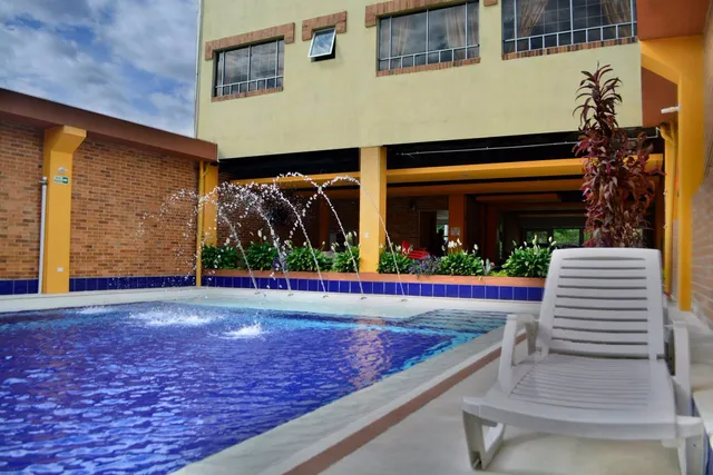 hotel tropico real mesitas