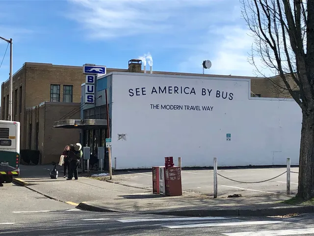 Greyhound:Bus Station