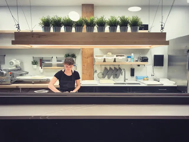 Angus T Bakery & Café - Yaletown