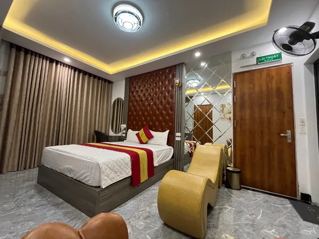 Queen Mo Lao Hotel