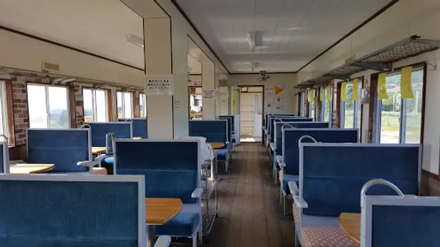 喫茶トレイン・クララ号