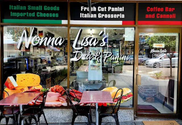 Nonna Lisa's Deli and Panini