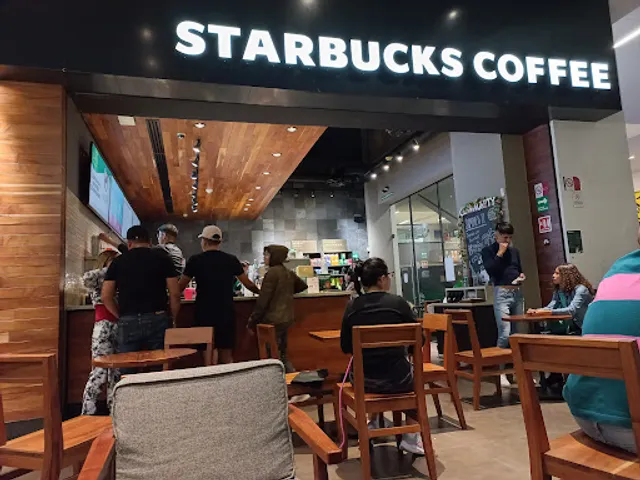 Paseo Ventura's Starbucks
