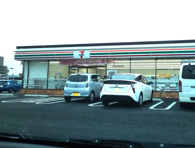 7-Eleven; Inuyama Umetsubo