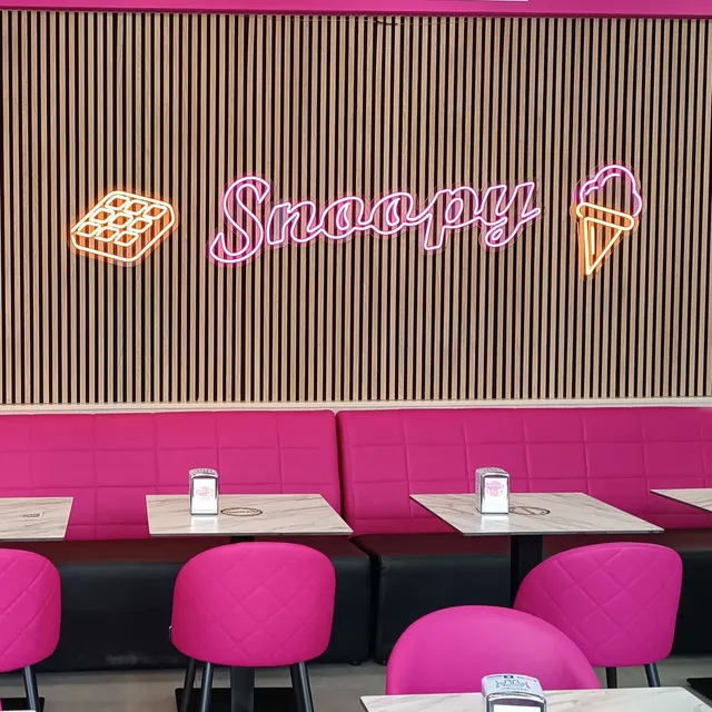 Heladería Cafetería Snoopy