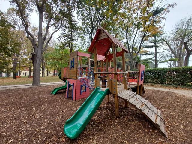 Parco giochi per bambini