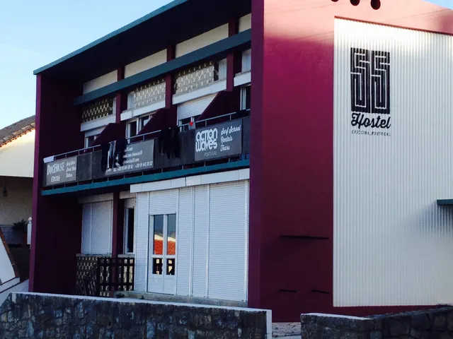 Hostel & SurfCamp 55 - Ericeira