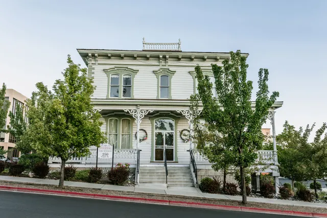 Lake Mansion Arts and Cultural Center (Arts for All Nevada)