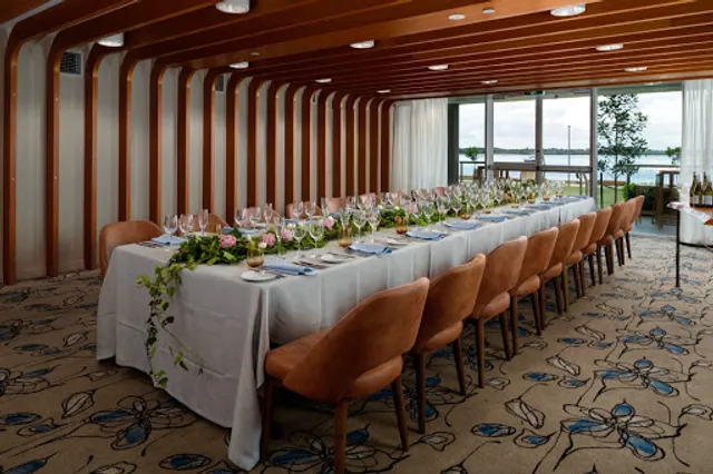 Zebu Bar & Restaurant