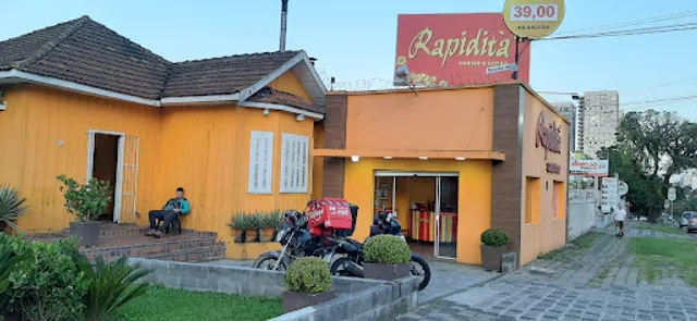 Rapidità Pizzaria - Unidade Alto da XV. Forno a lenha, massa artesanal, recheada, entrega com rapidez.