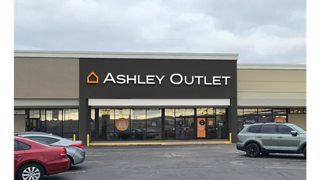 Ashley Outlet