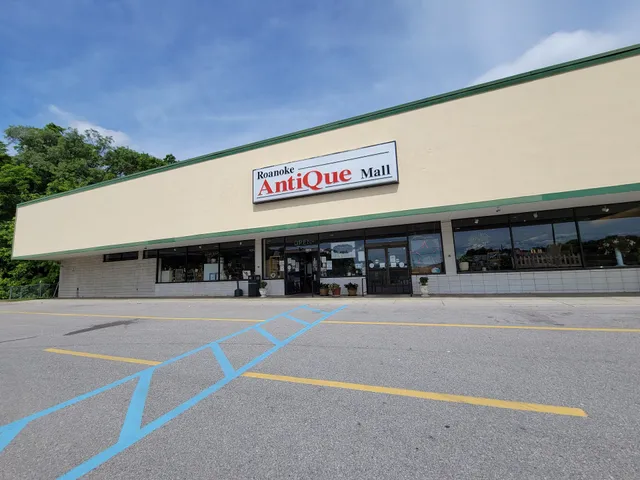 Roanoke Antique Mall