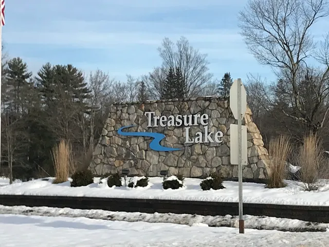 Treasure Lake Waterfront Property