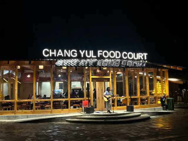 Riverside Garuda ག་རུ་ཌཿ