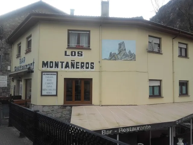 Bar Restaurante Los Montañeros