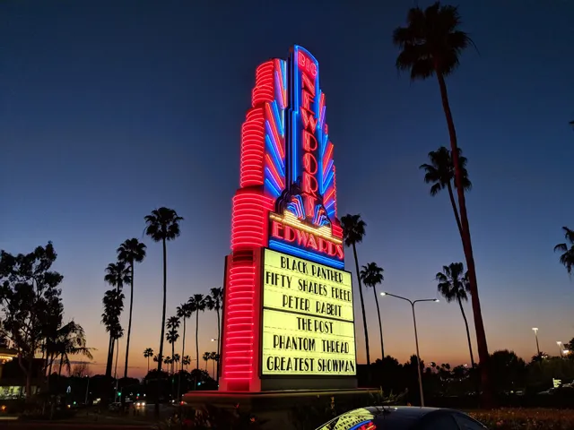 Regal Edwards Big Newport