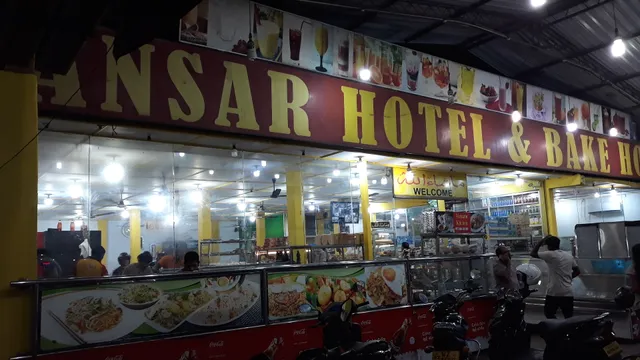 Negombo Hotel & Bakery (Family Restaurant)