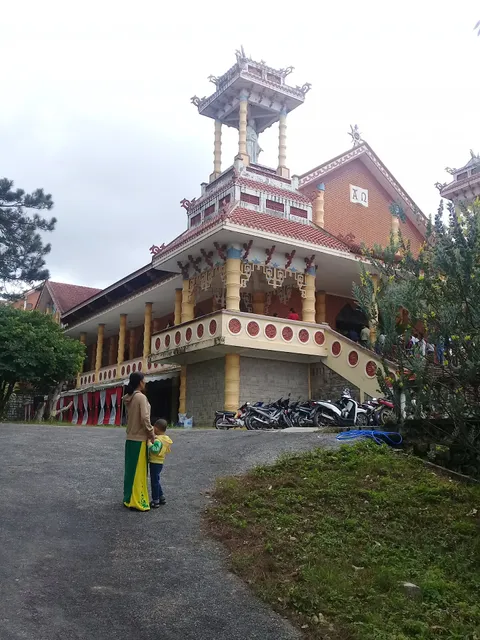 Nhà nghỉ Hương Tuyết