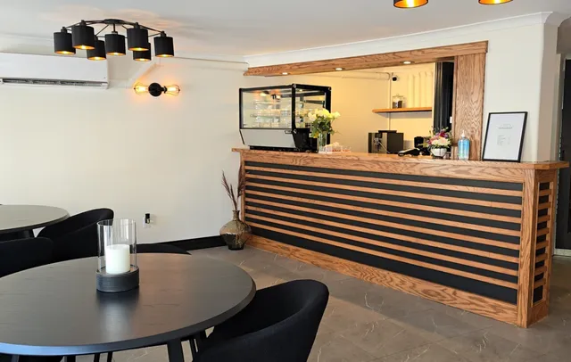 Denissoff Cake Boutique