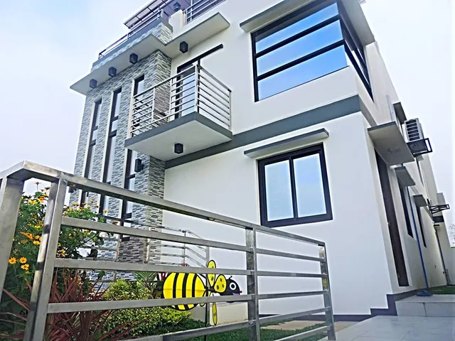 Tagaytay Staycation House - Filipinas Farm 3