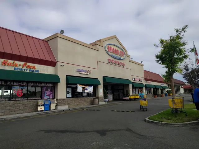 Saigon City Supermarket