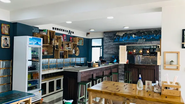 በርገር ሻክ | Burger Shack