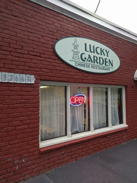 LUCKY GARDEN CHINESE (carry out + delivery only)