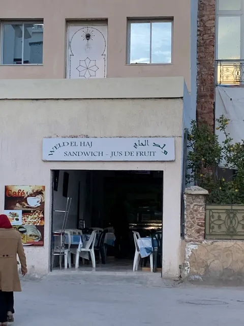 Weld El Haj Sandwich - Jus de fruit