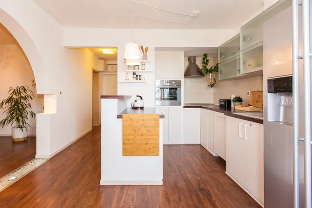 Apartments Musicology