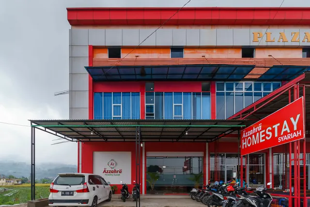 RedDoorz Syariah Plus near Padang Luar Bukittinggi