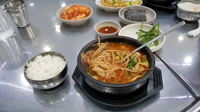 가야포차선지국밥 전포점