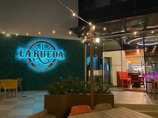 Restaurante La Rueda Steakhouse