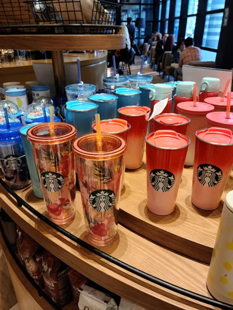 Starbucks Gangnam-daero