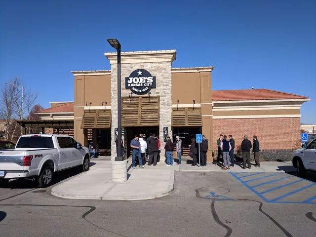 Camelot Court Shopping Center