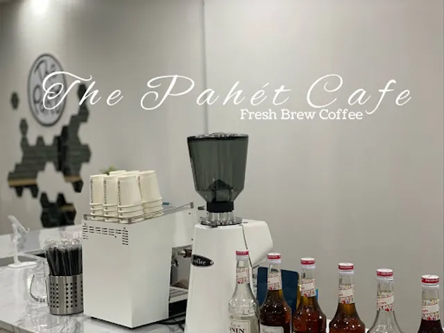 The Pahet Cafe